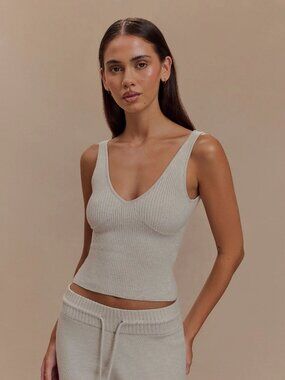 MESHKI Natalya Heather Grey Marl Ribbed Knit V-Neck Top, Size L